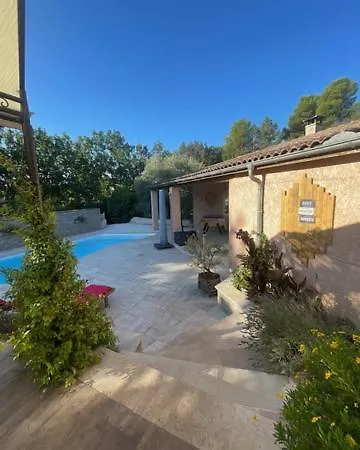 Provencale * Pierrevert