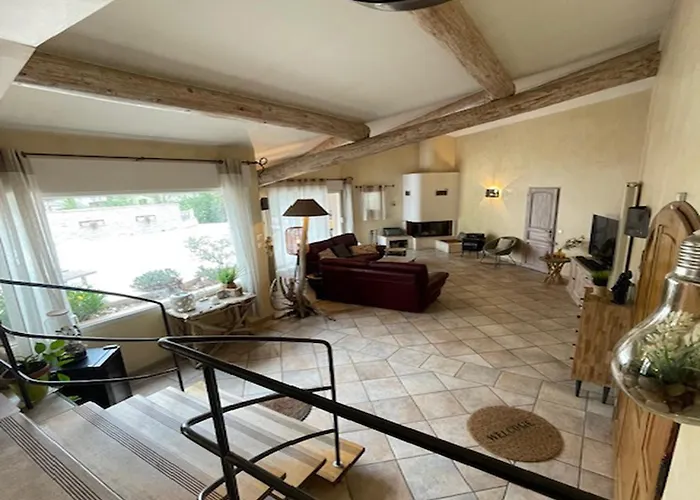Provencale * Pierrevert
