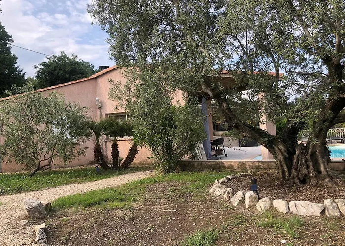 Provencale Villa Pierrevert
